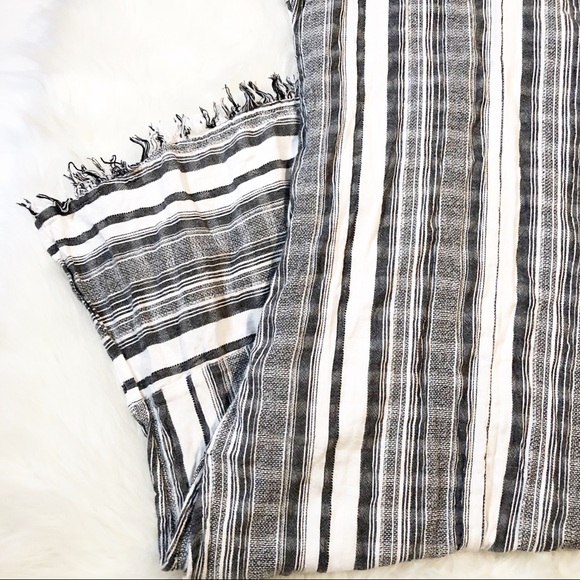 Tommy Bahama black/white striped v-neck dress XS - Picture 3 of 8